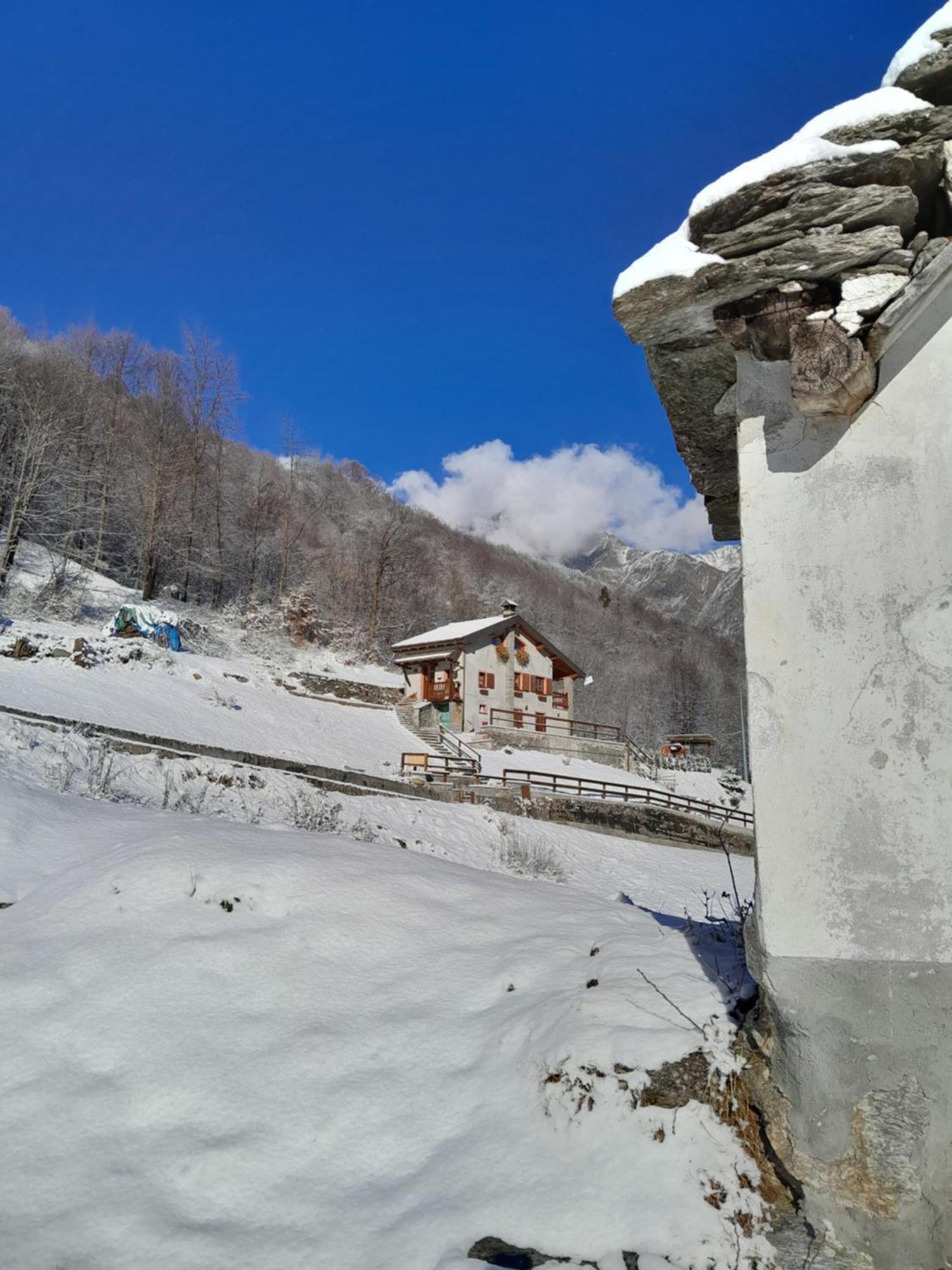 Casa All'Alpe Gaggetto B & B Anzino Exterior photo
